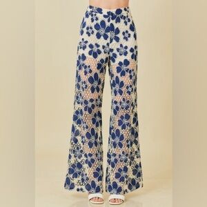 NWT Flower Eyelet Lace Wide Pants
